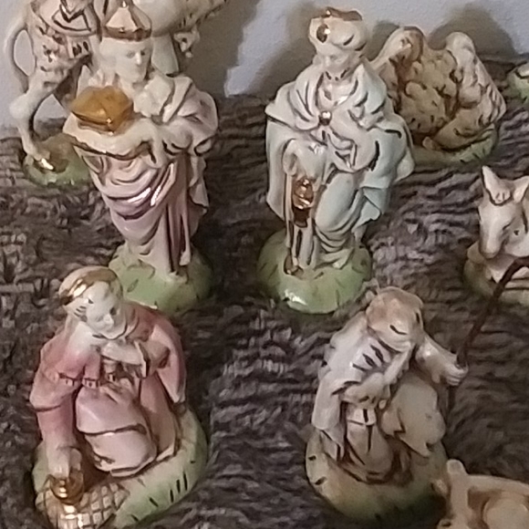 Atlantic Mold Nativity Set 19 Pc - Picture 3 of 12